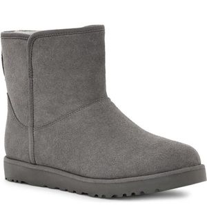 UGG NWT Cory ankle boots Grey